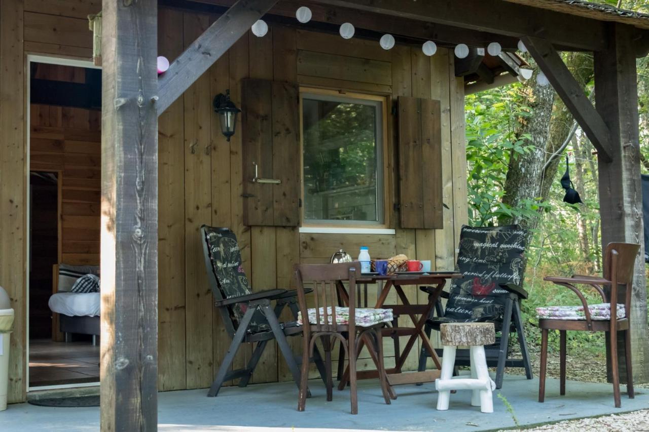 Les Cabanes De Rouffignac Villa Exteriör bild