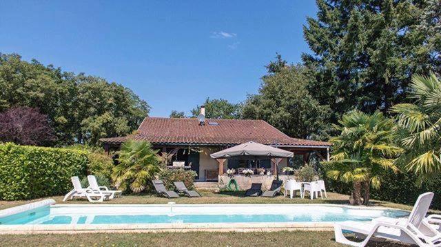 Les Cabanes De Rouffignac Villa Exteriör bild